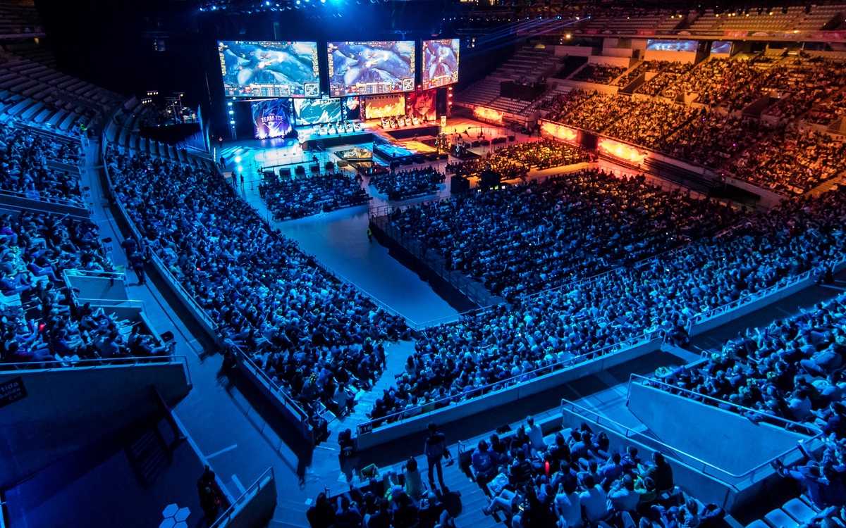 Team WE vs LNG数据前瞻：FoFo面对Scout能否打出优秀表现是关键因素